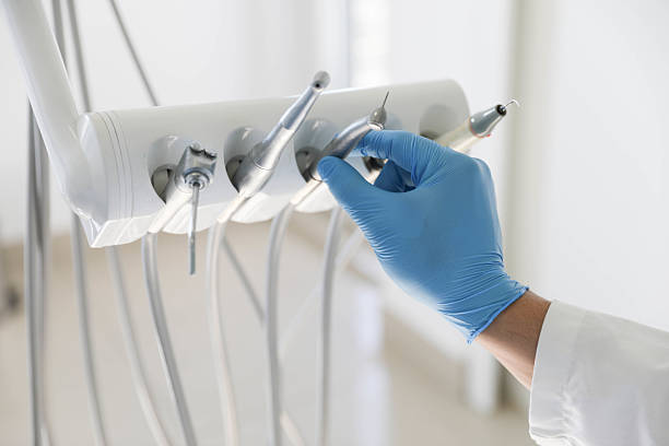 Professional Wisdom Tooth Removal technician working in Davidson County County, NC